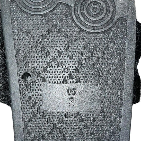 STEVE MADDEN SOFTEY SLIDES FAUX FURNSANDALS SIZE 3 - Picture 6 of 6